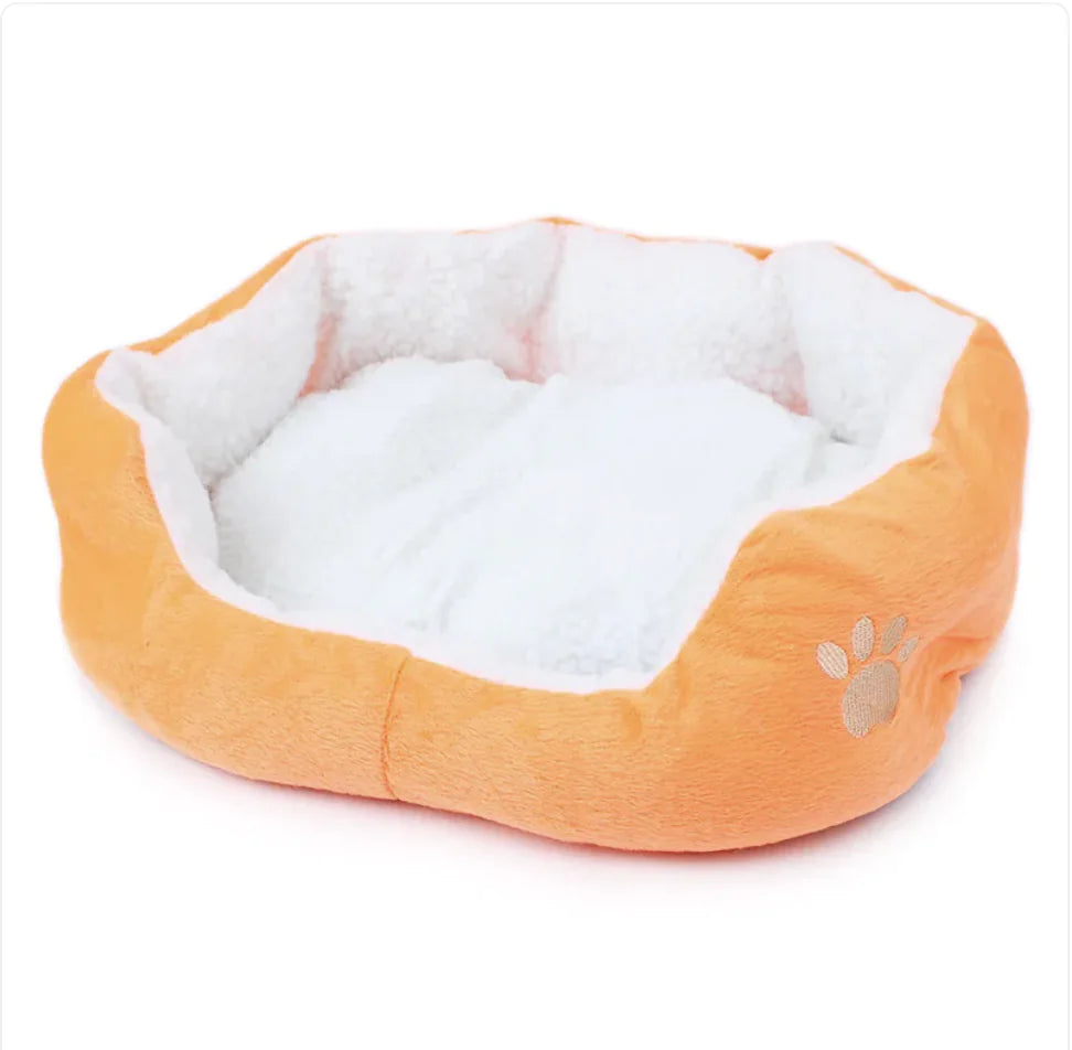 Lamb Cashmere Kennel perfect for pet sleeping